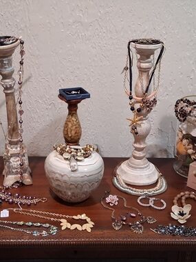 LIVE JEWERLY SHOW AUGUST 28 3:00PM *** DISPLAY ***
